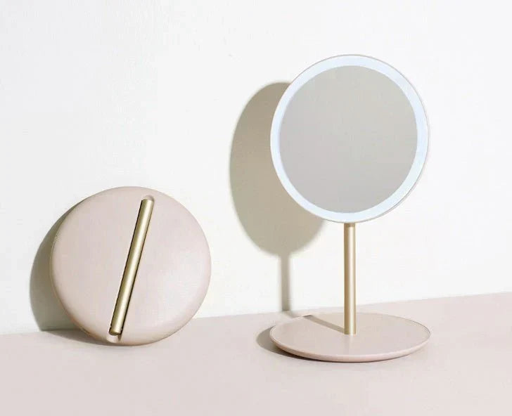 LED Folding Mirror Make-up Mirror ( UAE Delivery Time: 1-3 Days )
